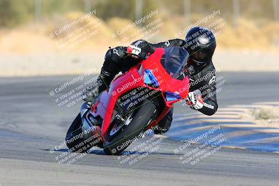 media/Jan-08-2022-SoCal Trackdays (Sat) [[1ec2777125]]/Turn 2 (150pm)/